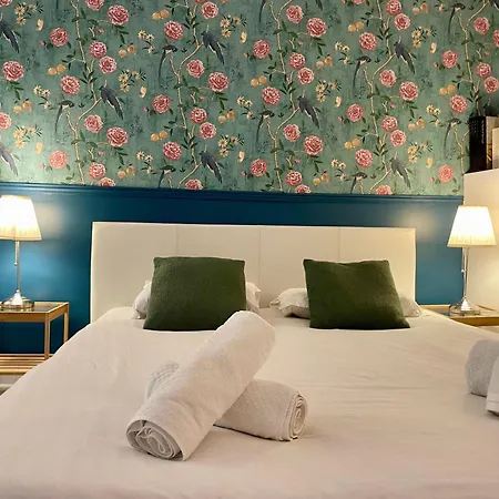 Elegant Triplex - Tour Eiffel Invalides Appartement *